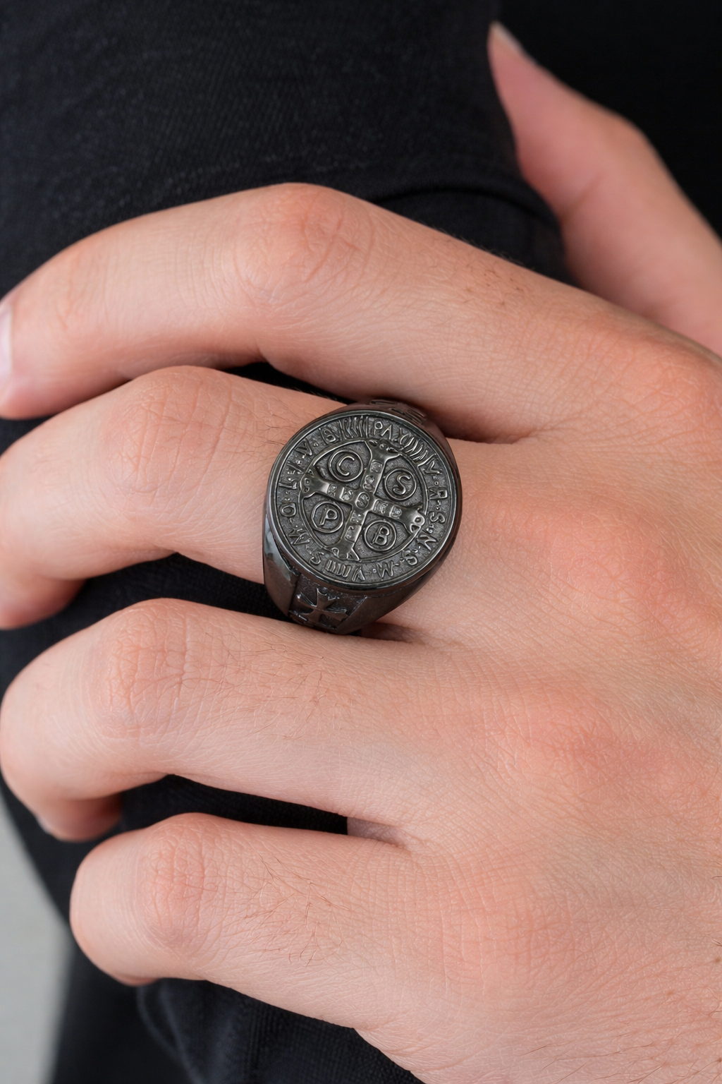 Anillo De San Benito