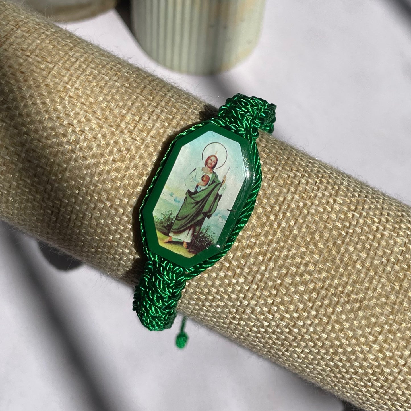 Pulsera Tejida de San Judas Tadeo