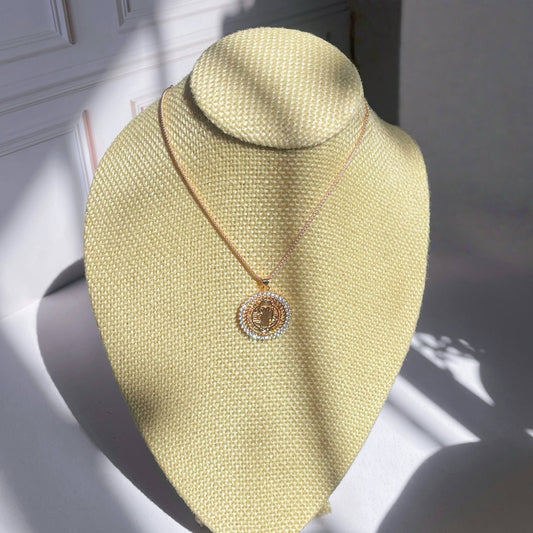 Collar de San Benito con Zirconias