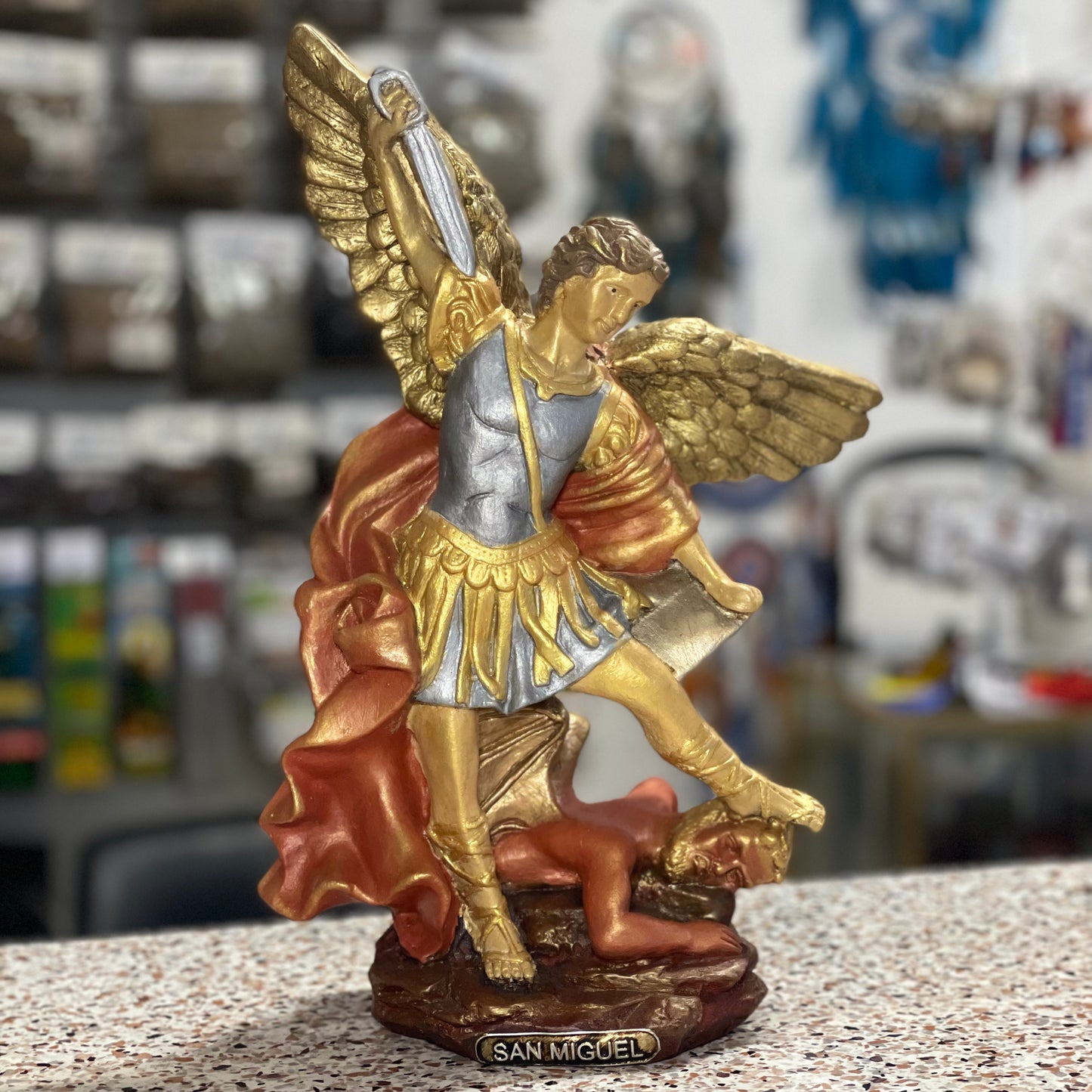 Figura del Arcangel San Miguel