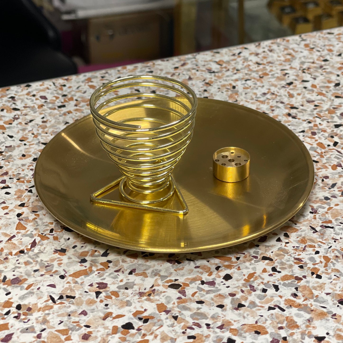 Soporte Dorado Para Inciensos y Sahumerio