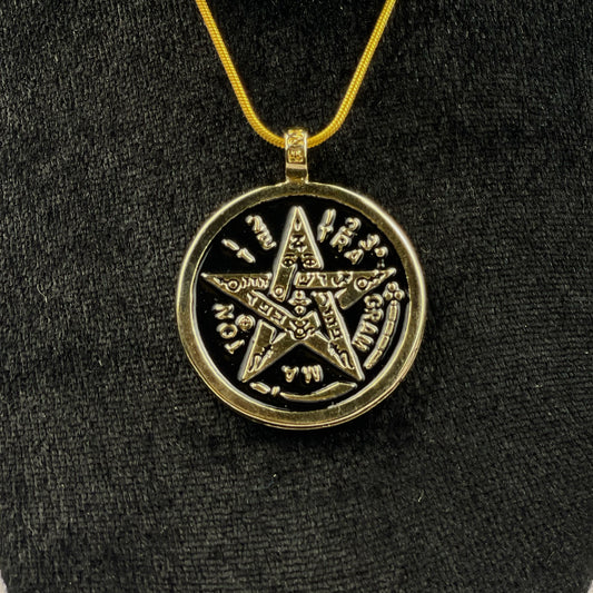 Dije de Nudo de Bruja con Tetagramaton