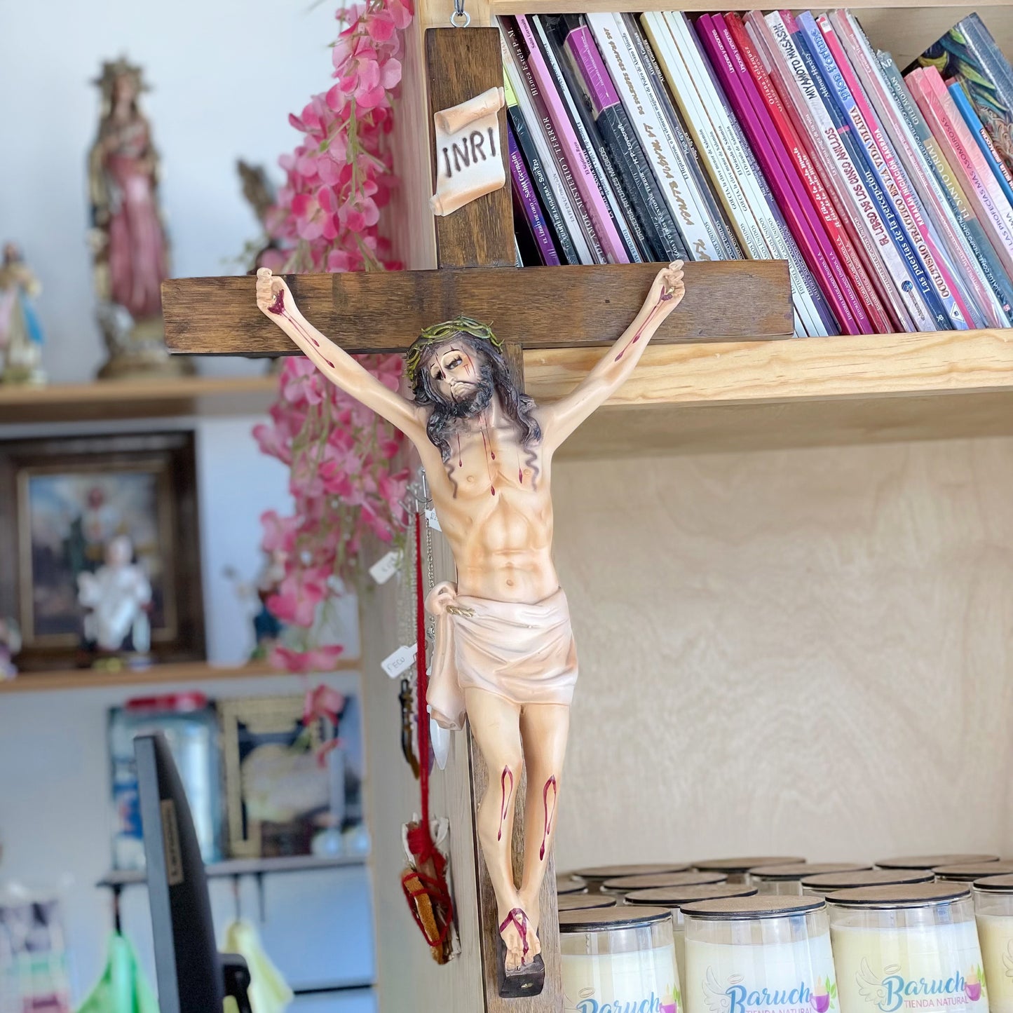 Crucifijo de Madera Grande