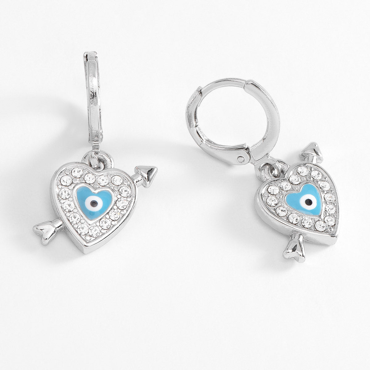 Aretes Corazón con Ojo Turco en Esmalte Azul y Baño de Platino NICE