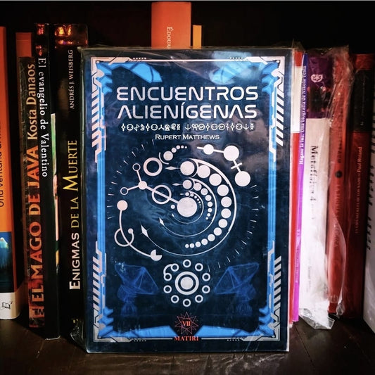 Libro “Encuentros Alienígenas.”