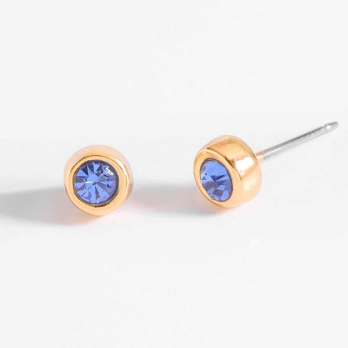 Aretes Circulares en Oro 18k con Piedra Zafiro Elegante NICE