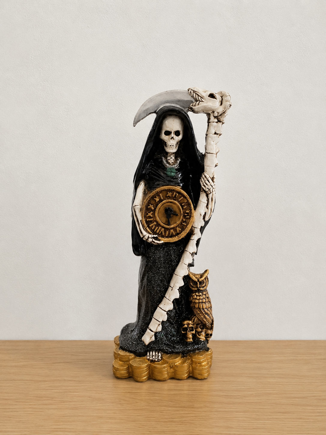Santa Muerte Guadaña Con Reloj 35 cm