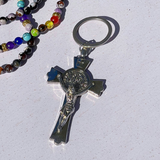 Llavero de Cruz de San Benito con Crucifijo