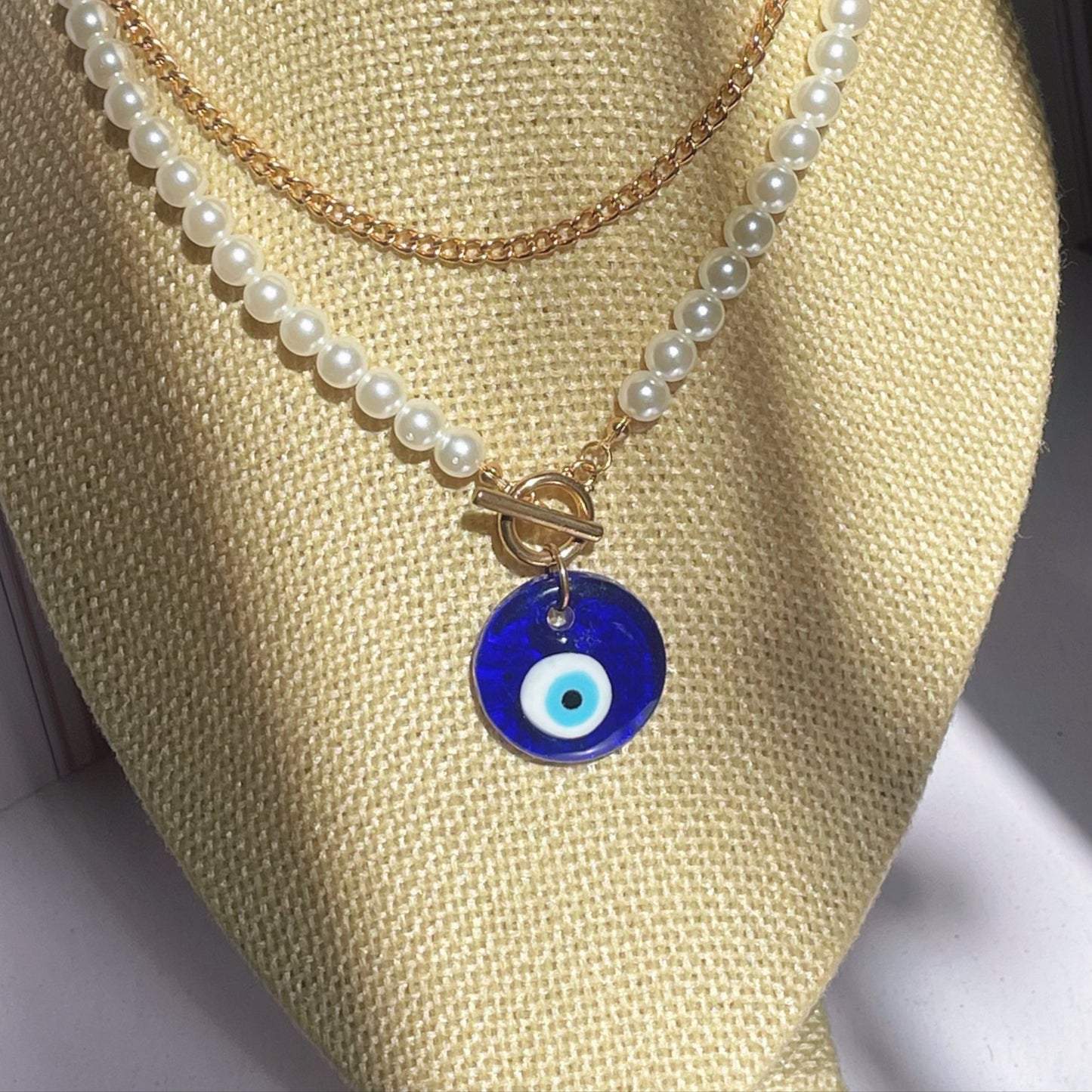 Collar Doble con Ojo Turco y Perlas