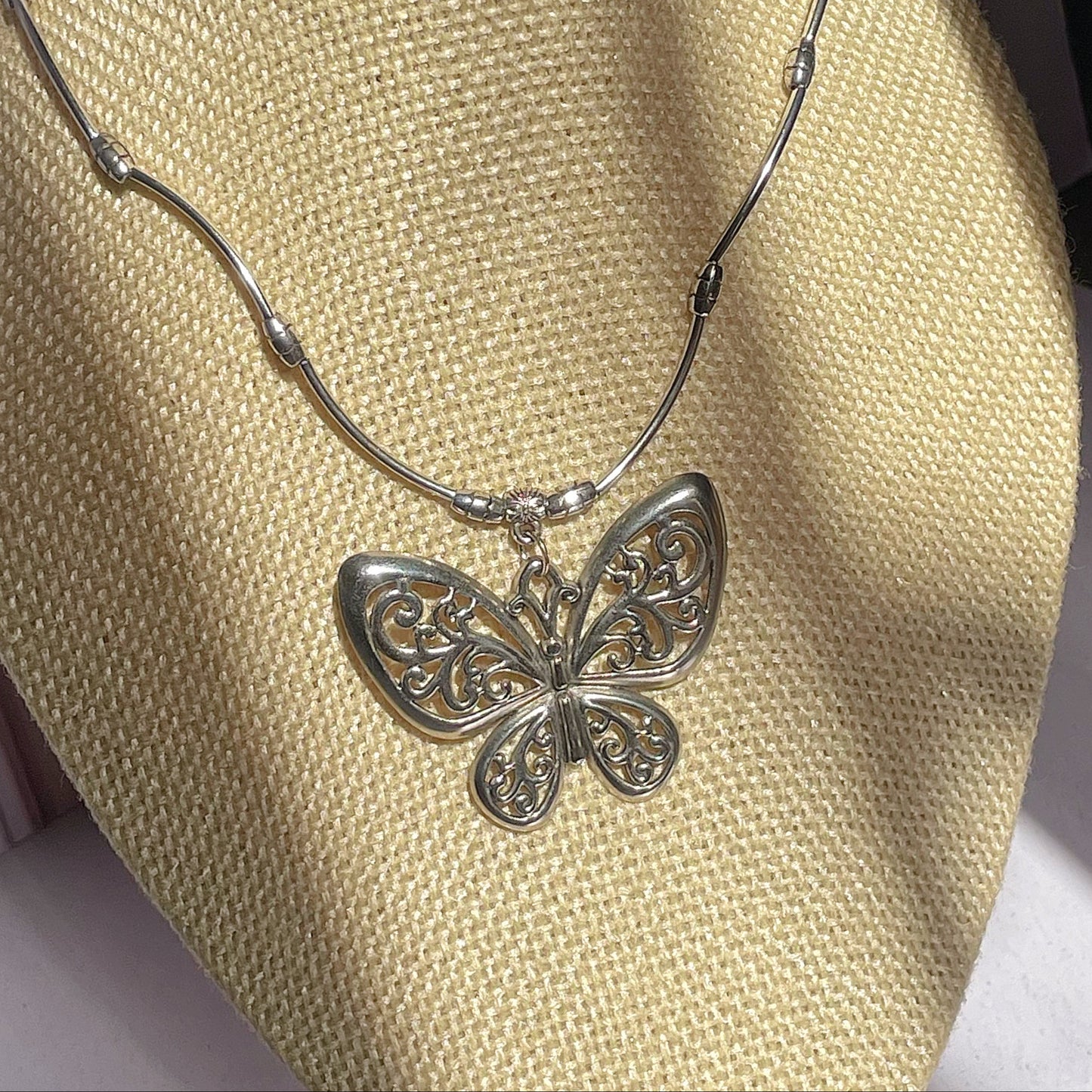 Collar de Mariposa Plata
