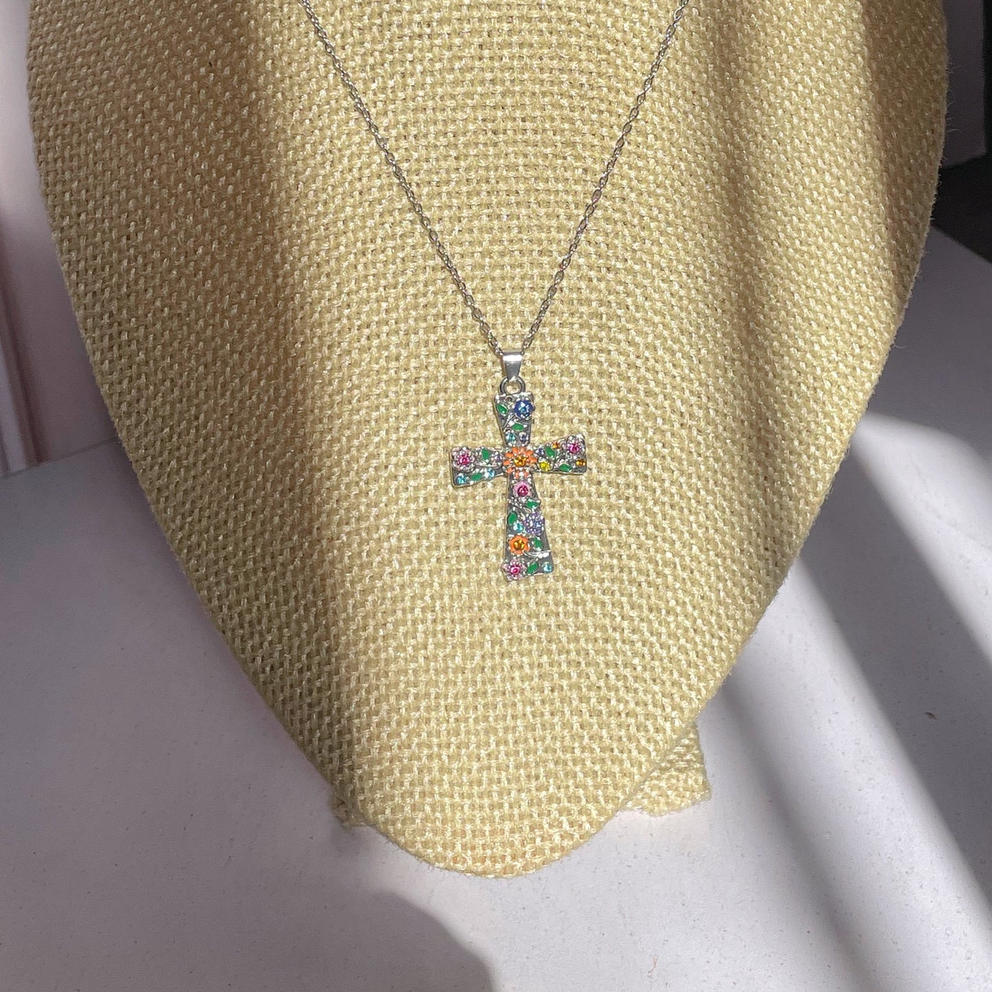 Collar Cruz Primaveral