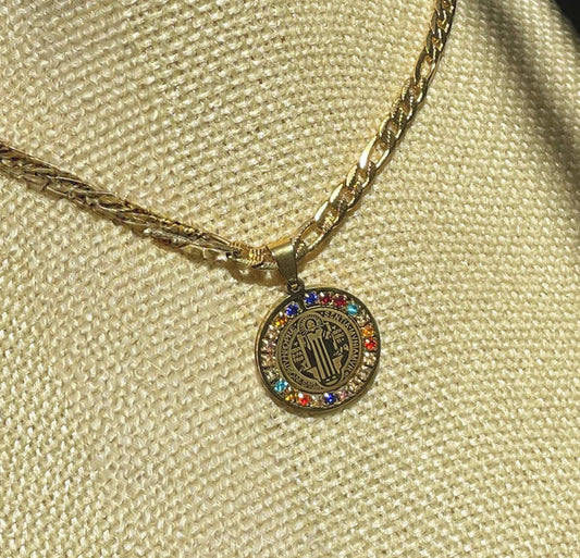 Collar de San Benito con Zirconias de Colores