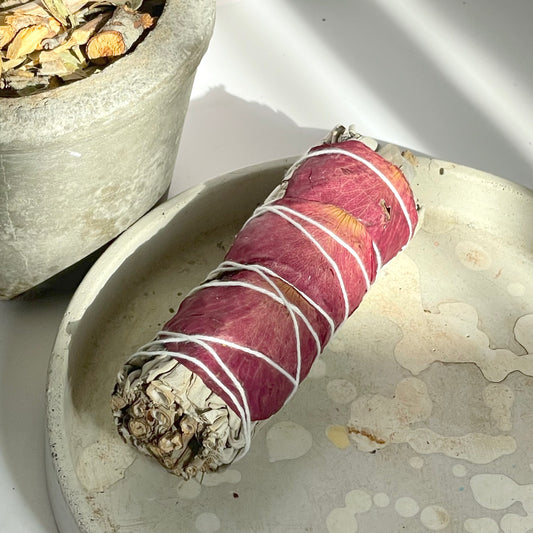 Sahumerio de Salvia y Pétalos de Rosa