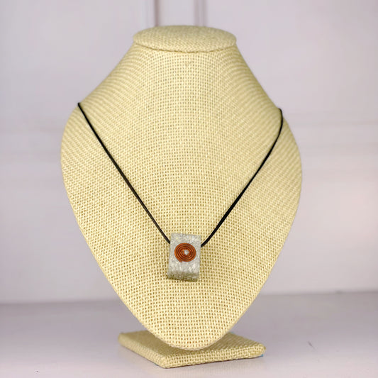 Collar de Orgonita Negro con Gris