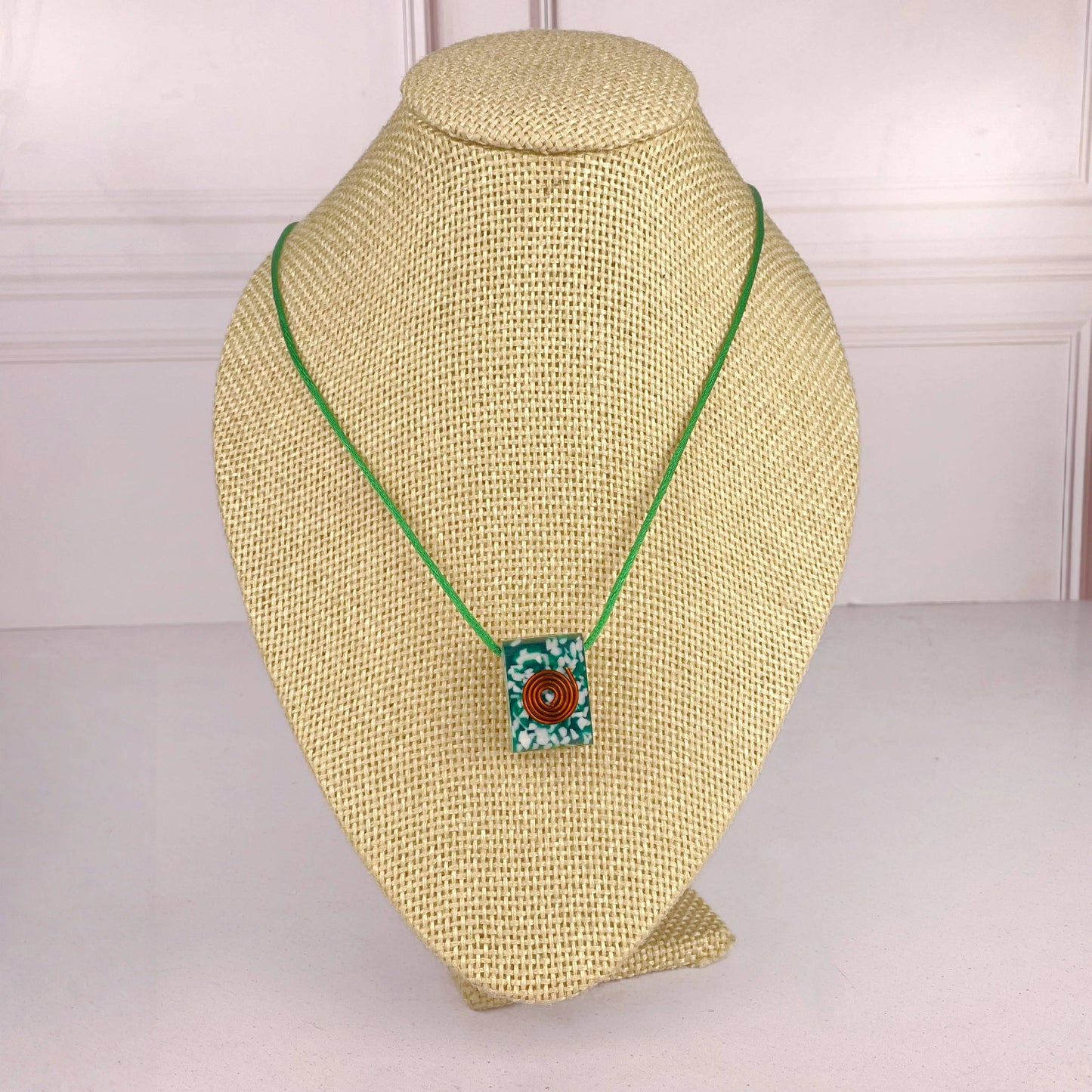 Collar de Orgonita Verde