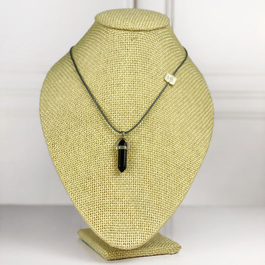 Collar de Hilo Cafe con Pendulo de Obsidiana