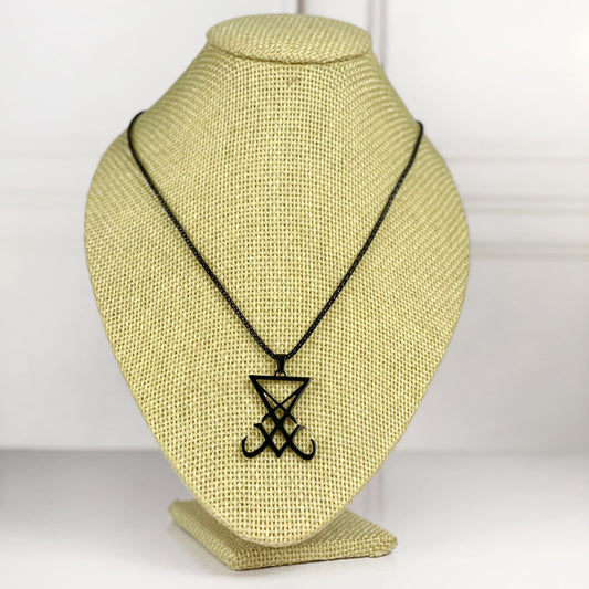Collar de Sigilo de Lucifer Negro
